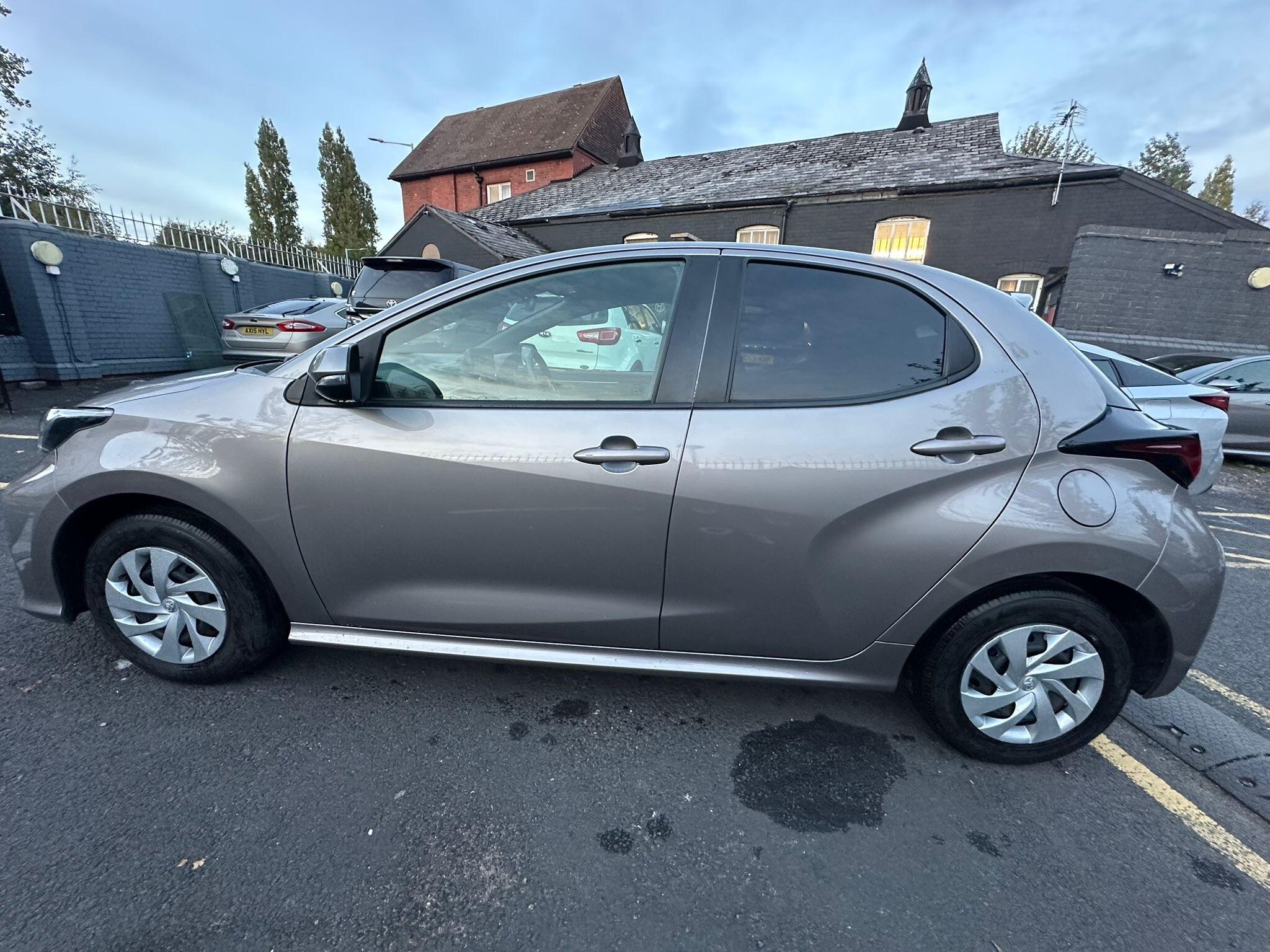 Toyota **SOLD** Yaris - 1.5 VVT-h Dynamic Hatchback 5dr Petrol Hybrid E-CVT Euro 6 (s/s) (116 ps) - Hatchback (2020  Image